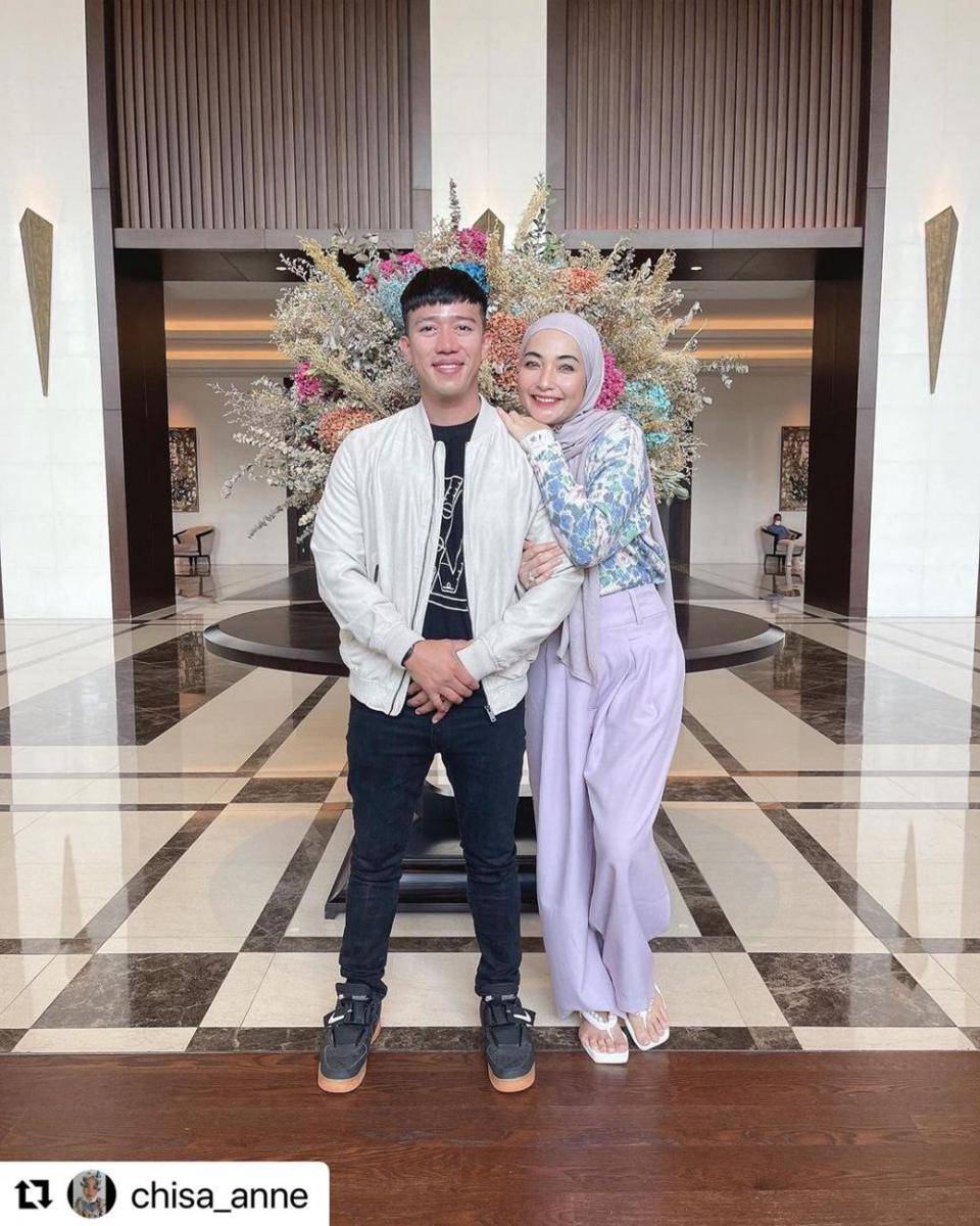 Ruri Repvblik dan istri (instagram.com/ruri_repvblik)