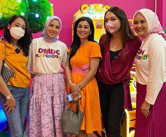 potret tamu artis di launch bisnis baru Tya Ariestya (instagram.com/tya_ariestya)