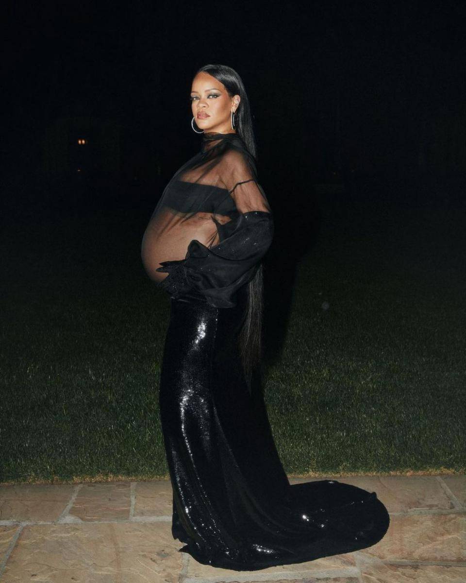 potret Rihanna (instagram.com/badgalriri)