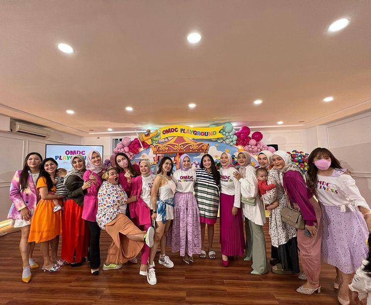 potret tamu artis di launch bisnis baru Tya Ariestya (instagram.com/tya_ariestya)