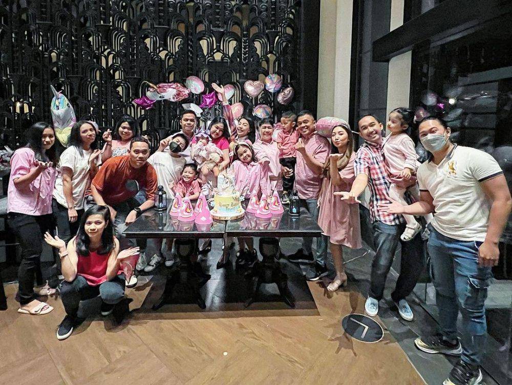 potret perayaan ultah Queency, anak Kezia Karamoy (instagram.com/itskeziakaramoy)
