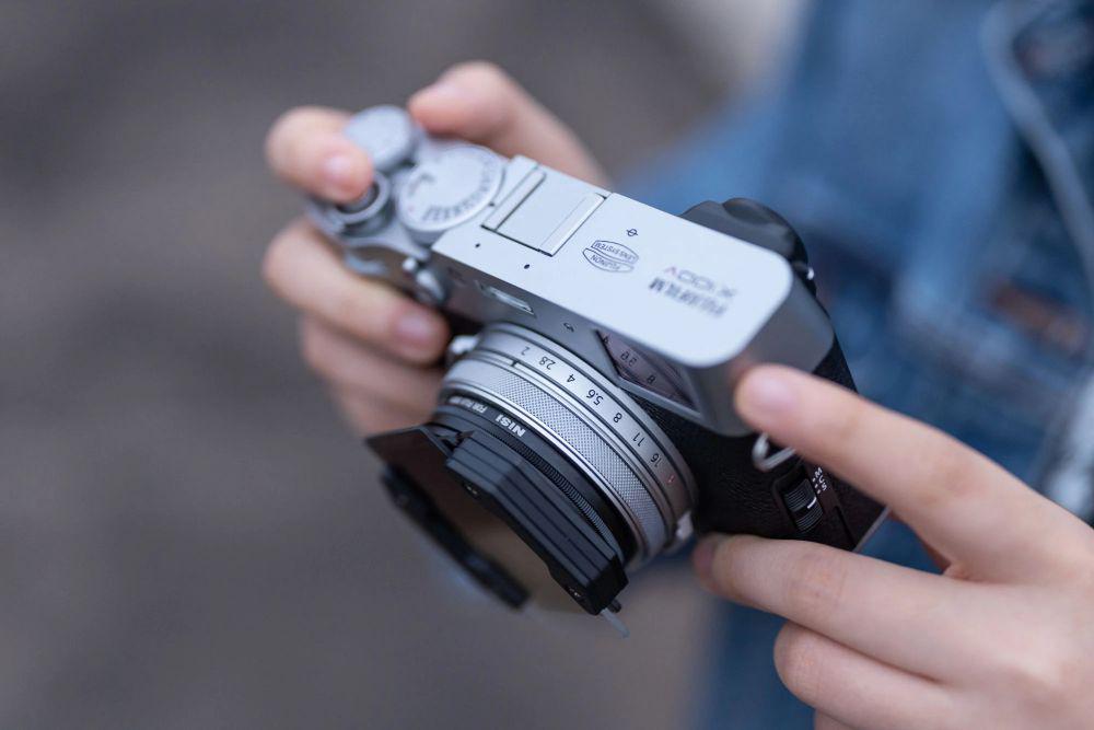 5 Kamera Terbaik untuk Aktivitas Fotografi Jalanan di Tahun 2022