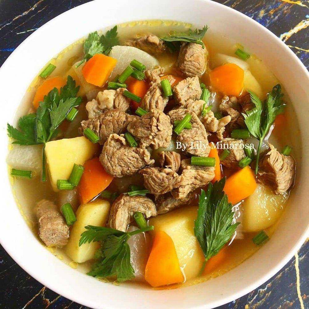 sop daging (instagram.com/resep_makanan_favorit)