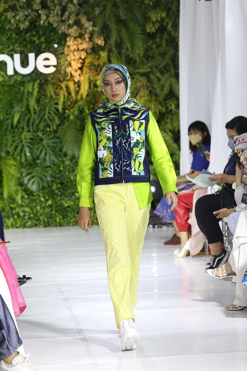 Spring/Summer 2022 Collection 2Madison Avenue. 29 Maret 2022. (dok. Tim Muara Bagdja)