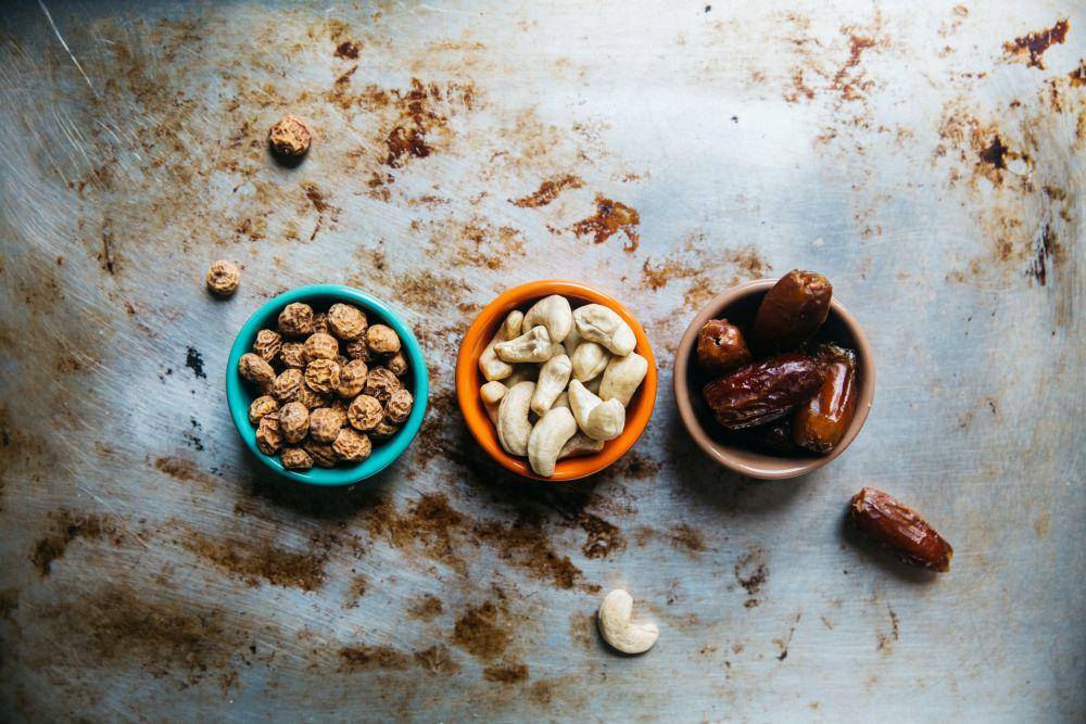 ilustrasi makanan buka puasa (unsplash.com/rachaelgorjestani)