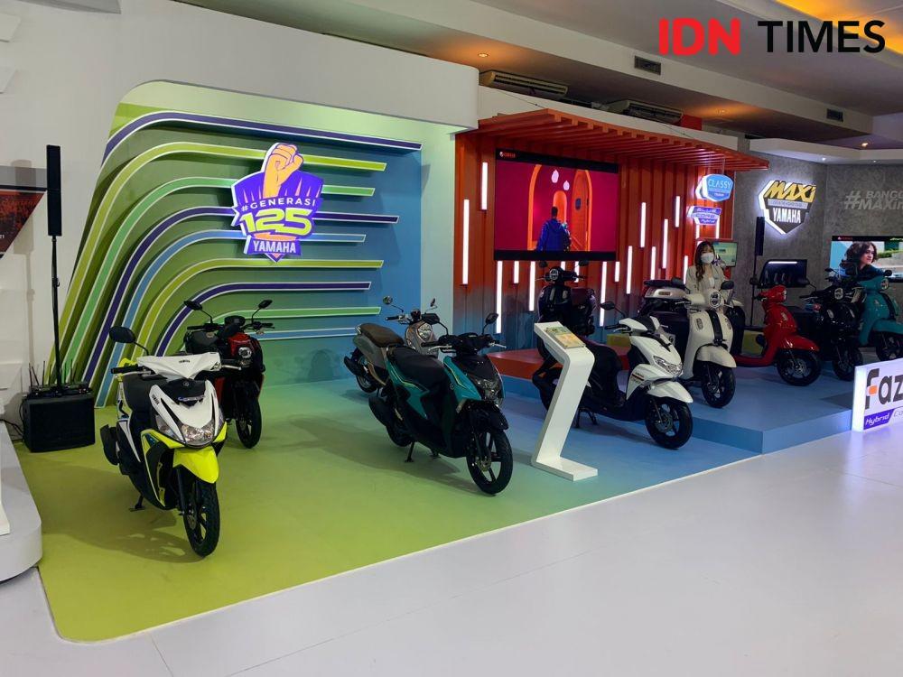 UPS! Ada Motor Listrik di Booth Yamaha IIMS 2022