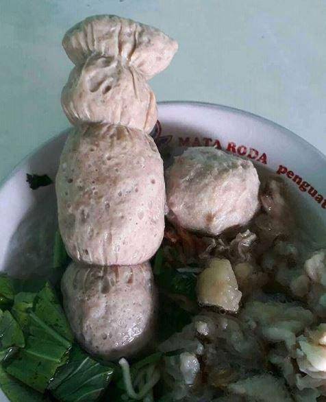 bakso nyeleneh (twitter.com/fbreceh)
