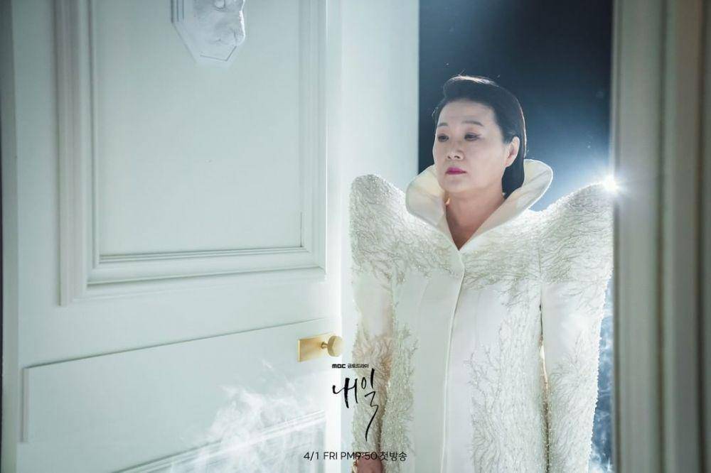 Kim Hae Sook sebagai Jade Hwang di drama Korea Tomorrow (instagram.com/mbcdrama_now)