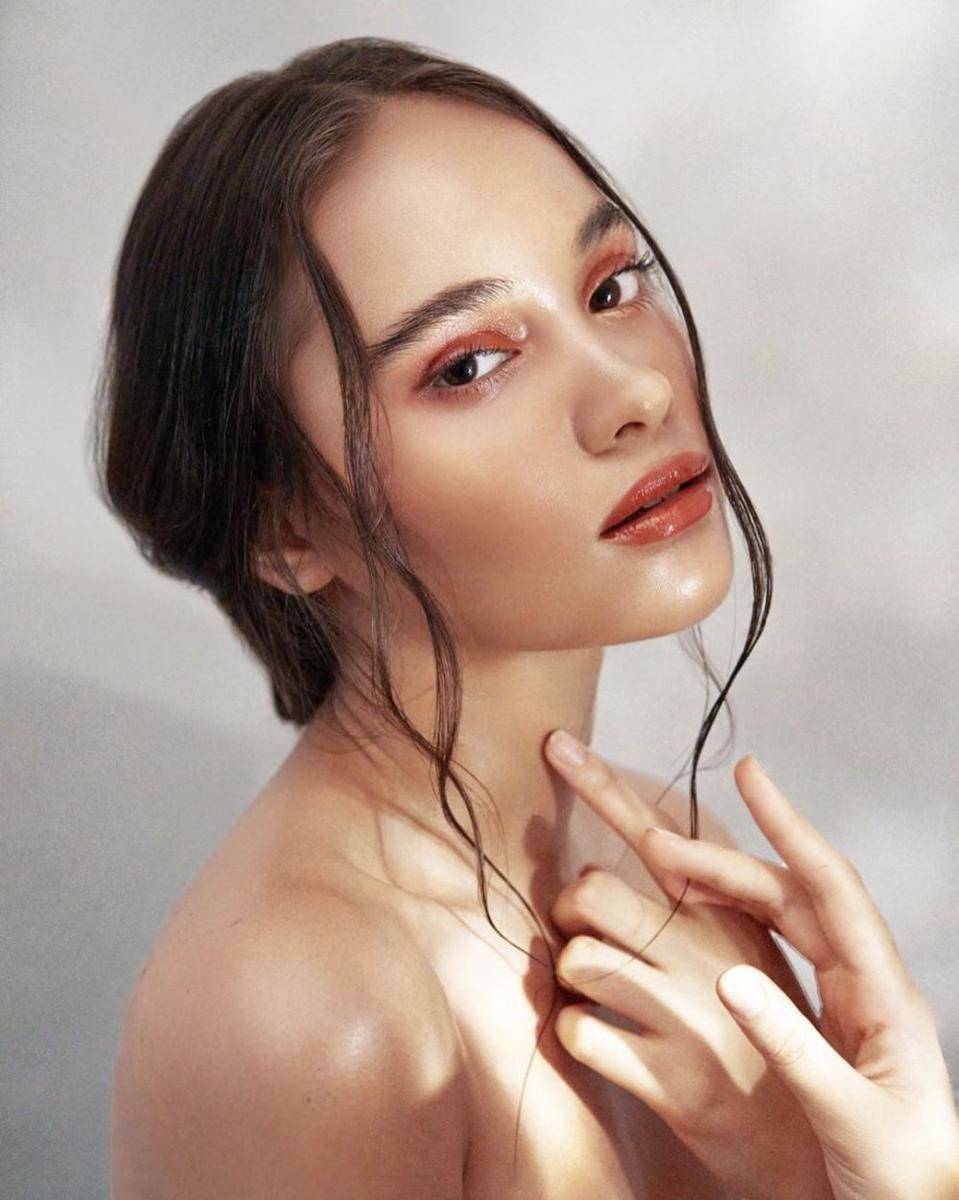 Aurora Ribero (instagram.com/auroraribero)