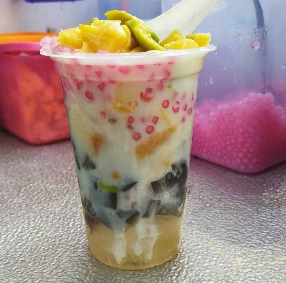 es goyobod (instagram.com/goyobod.bandung)