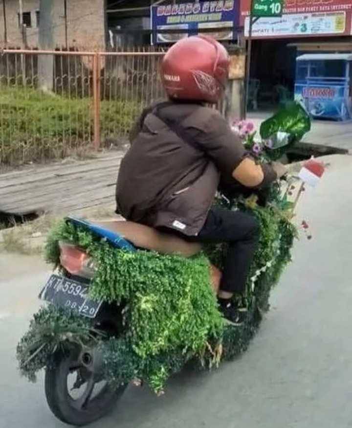 modifikasi motor lucu (instagram.com/onecak)