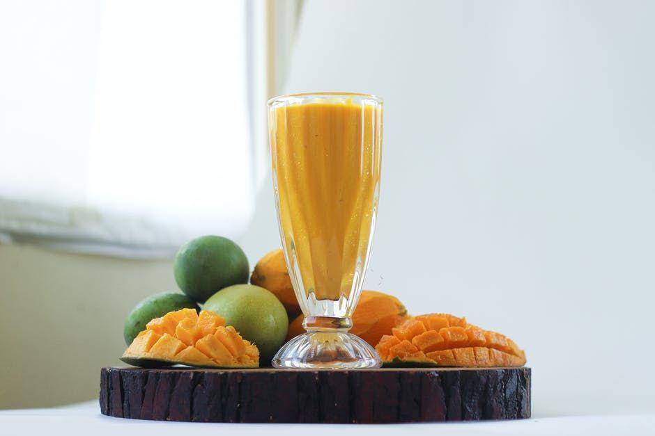 ilustrasi mango drink (pexels.com/Arun Thomas)