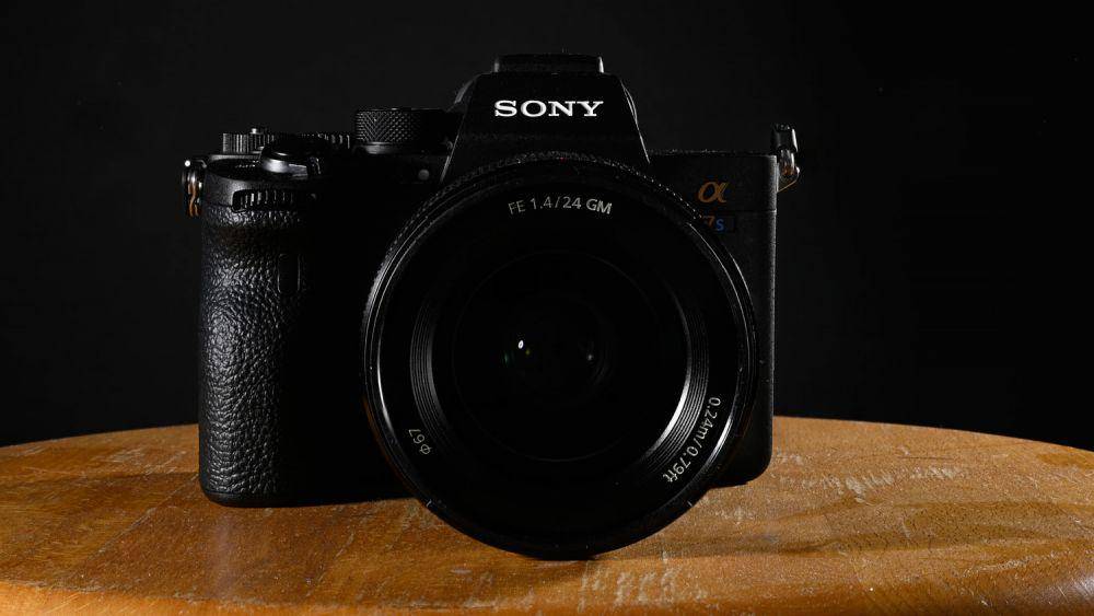 potret Sony A7S III (fstoppers.com)
