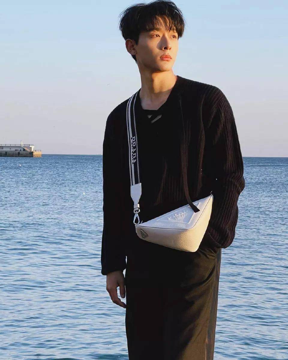 Zhang Wan Yi (instagram.com/zhangwanyi_)