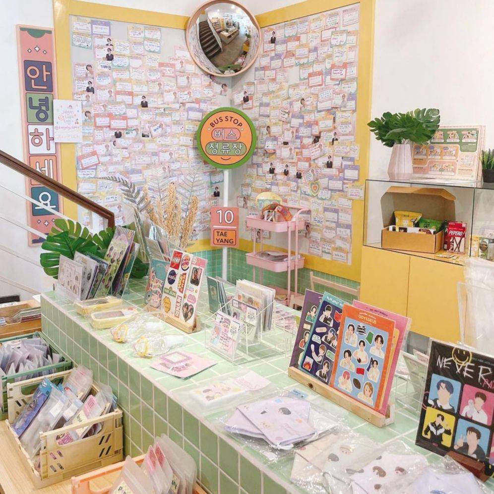 potret korean merchandise (instagram.com/foodnotestories)