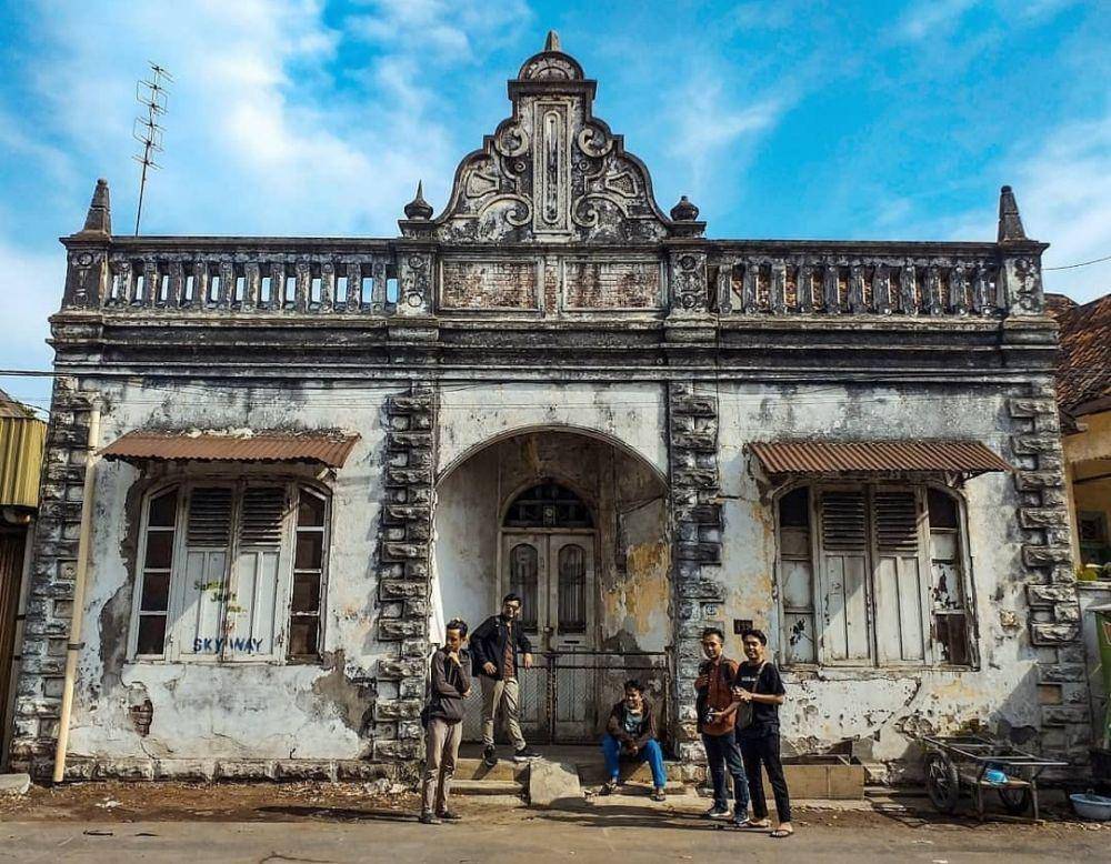 Kampung Santri Ndresmo (instagram.com/percetakansurabaya)