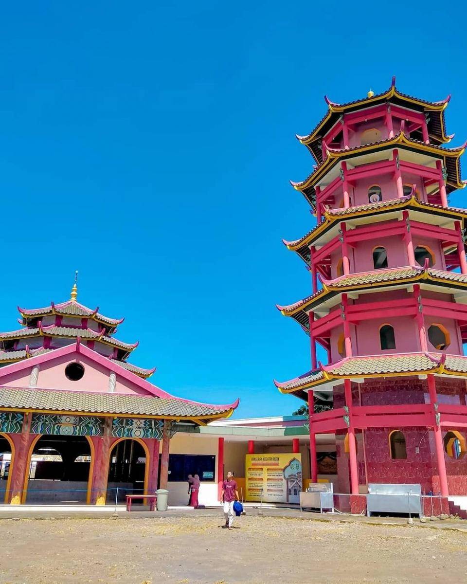 Masjid Cheng Ho Jember (instagram.com/wisatajember_)