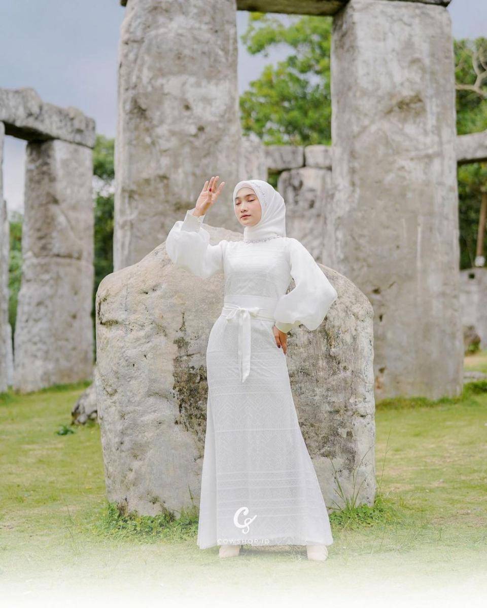 Hadeeja Dress dari Cowshop.id (instagram.com/cowshop.id)