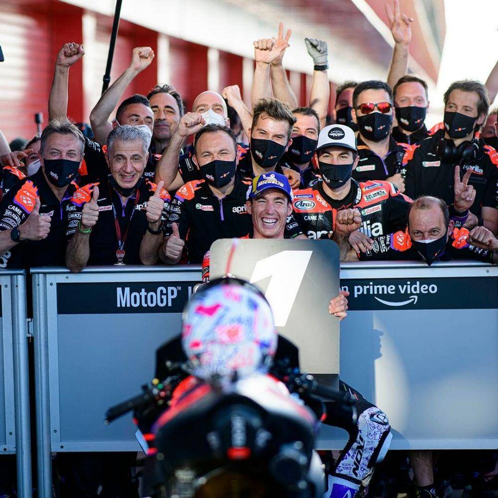 Aleix Espargaro, Maverick Vinales, dan tim Aprilia (instagram.com/aprilia)