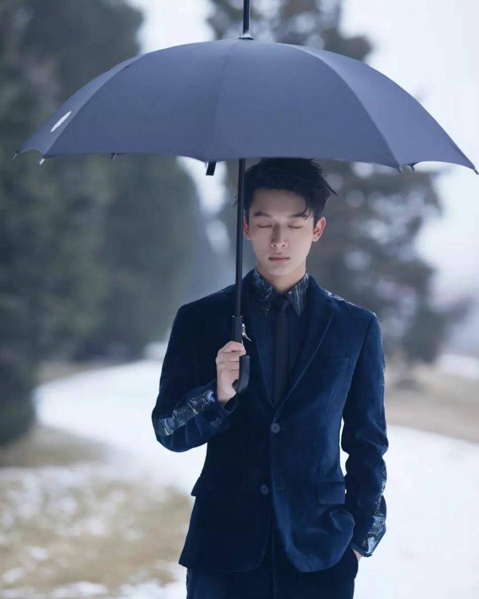 Zhang Wan Yi (instagram.com/zhangwanyi_)
