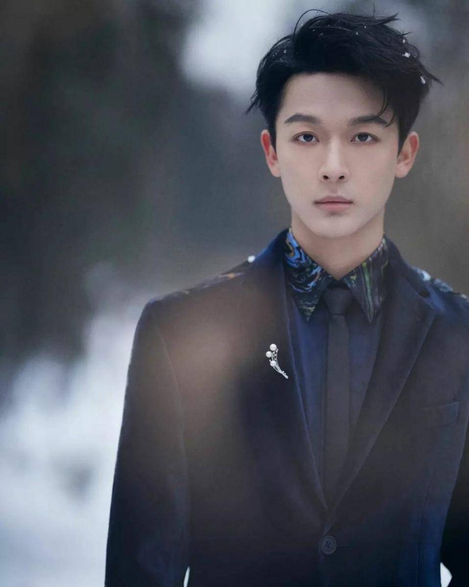 Zhang Wan Yi (instagram.com/zhangwanyi_)