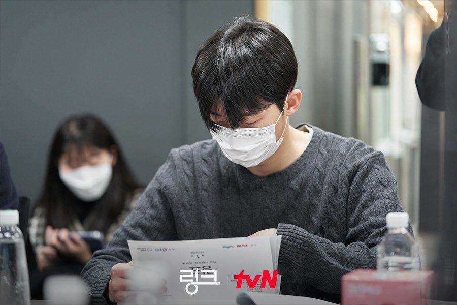 potret pembacaan naskah drama Link (instagram.com/tvn_drama)
