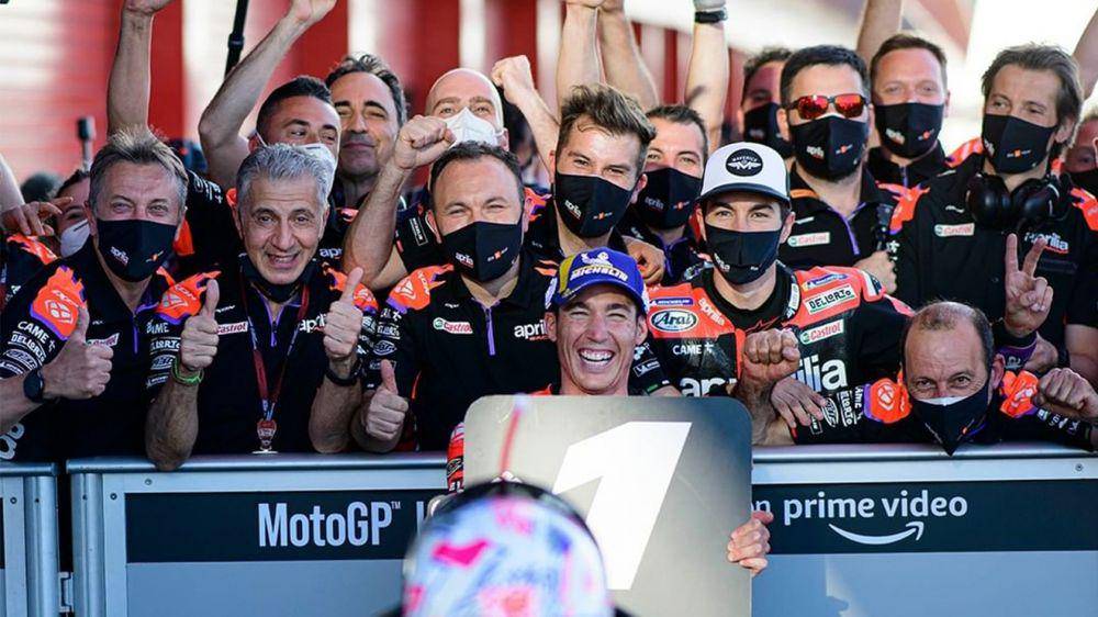 Aleix Espargaro, Maverick Vinales, dan tim Aprilia (instagram.com/aprilia)