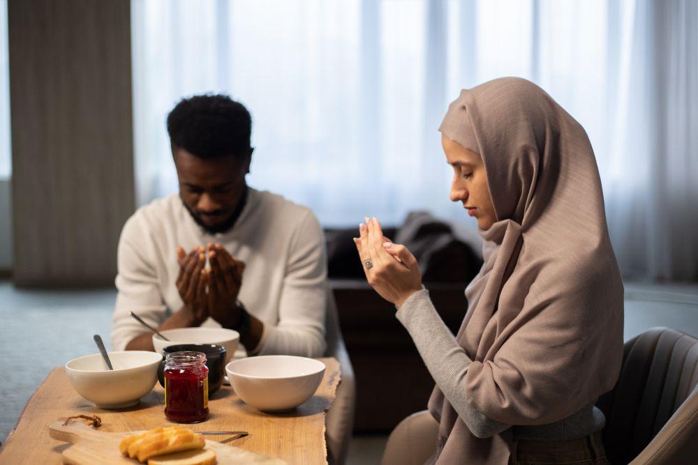 9 Keutamaan Bulan Syaban, Berlimpah Ampunan dan Pahala