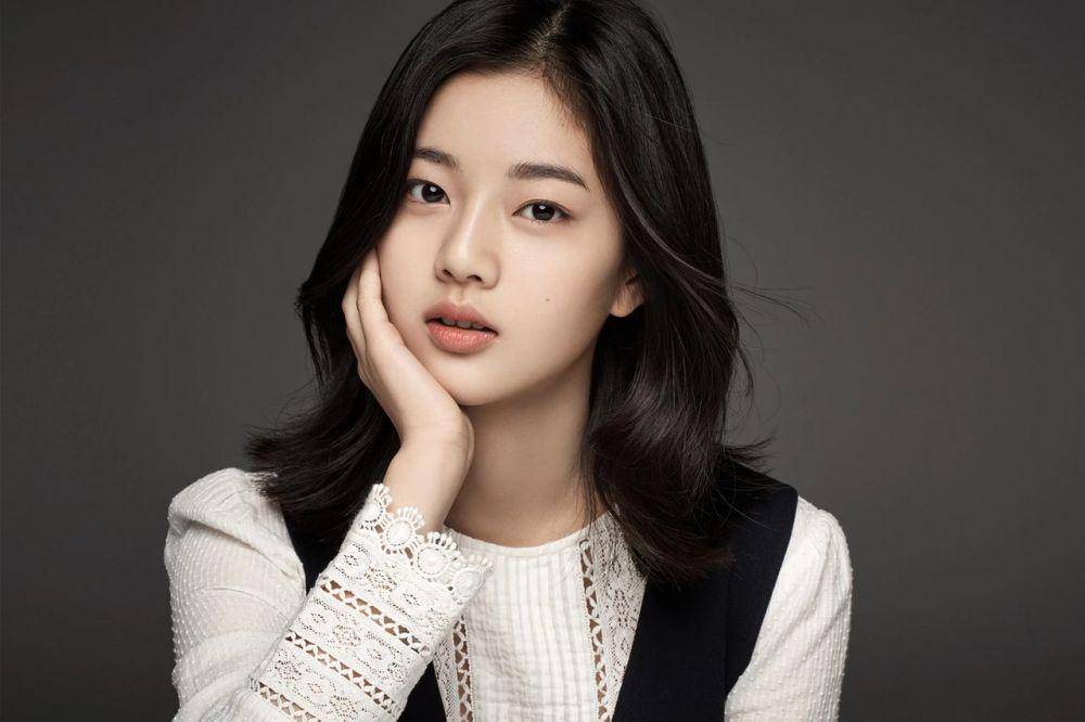 Shin Eun Soo (npioe.com)