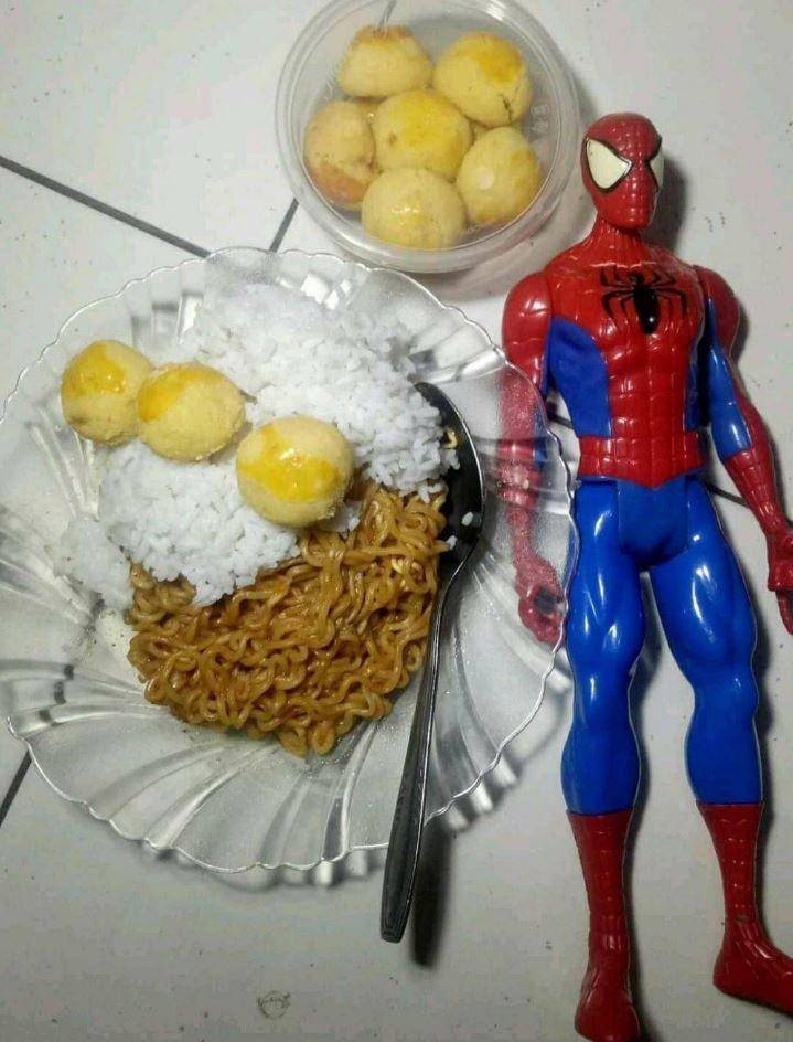 potret menu sahur low budget (instagram.com/kebebasanrakyat)
