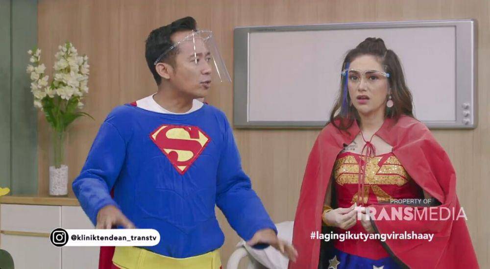 potret Celine Evangelista pakai baju super hero (youtube.com/TRANS TV Official)