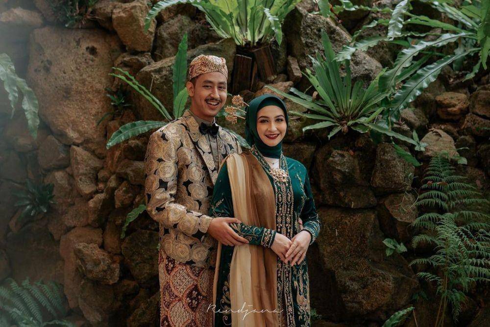 Hijab kebaya. (instagram.com/shaniaindryn)