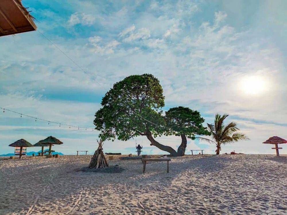 Pantai Alau Alau (instagram.com/rikaaa_ang)