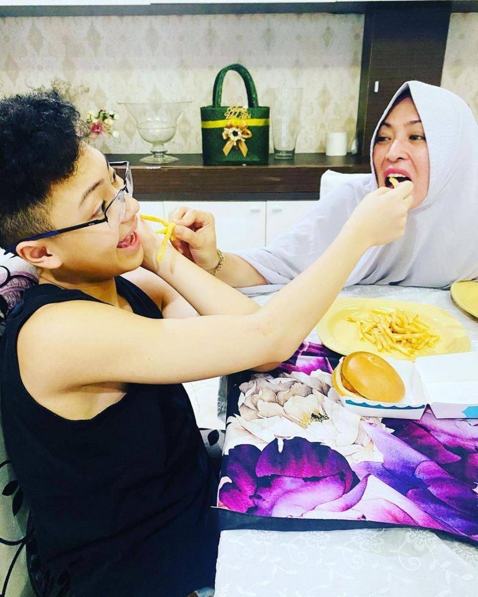 potret Angelina Sondakh (instagram.com/keanu_massaid)