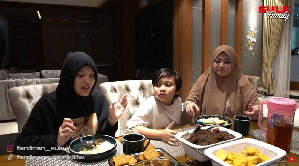 wajah natural artis (YouTube.com/ SULE FAMILY)