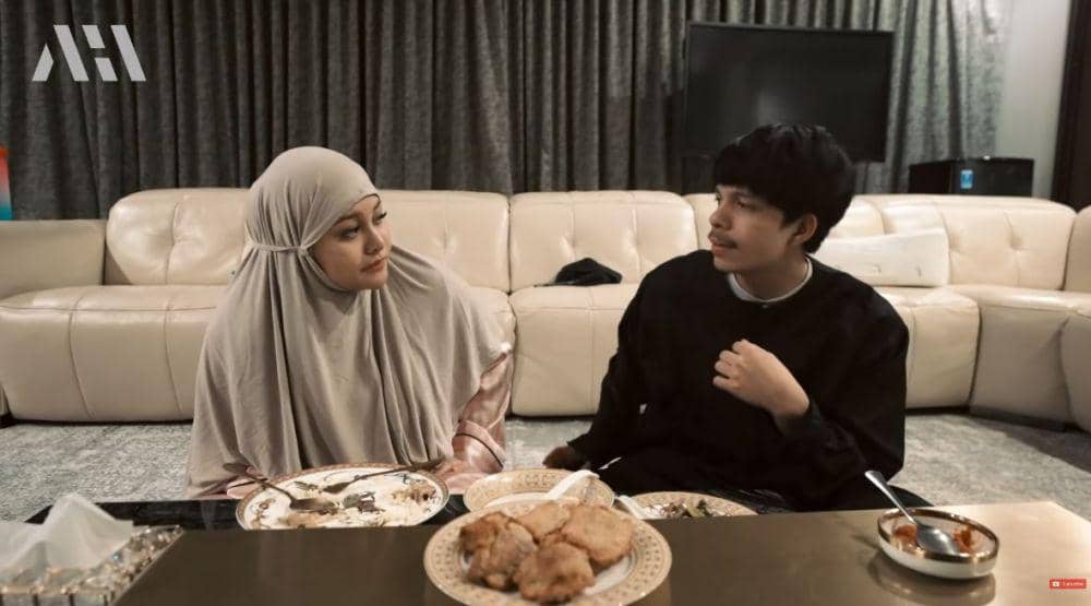 wajah natural artis (YouTube.com/AH)