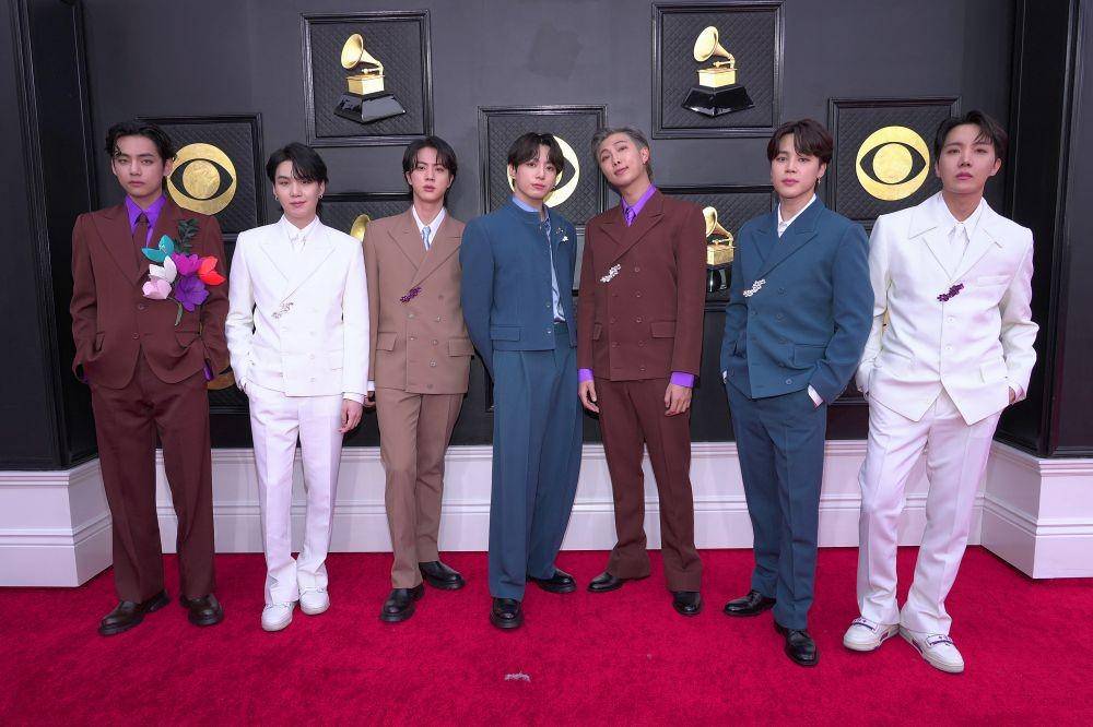 momen BTS di Grammy Awards 2022 (instagram.com/recordingacademy)