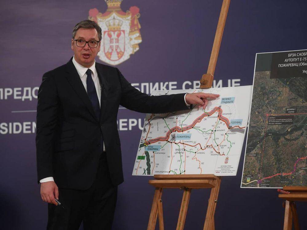 Aleksandar Vucic (Twitter.com/Александар Вучић)
