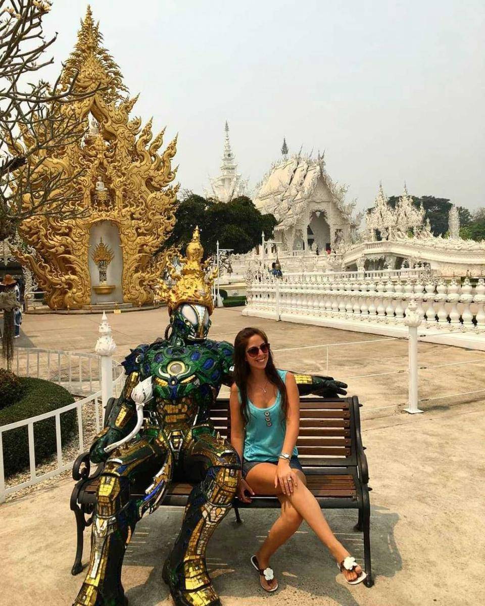 Wat Rong Khun (instagram.com/sol.suarezjalid)