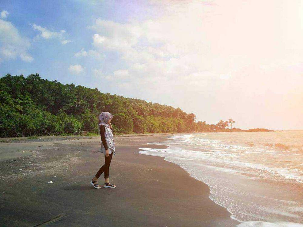 ilustrasi pantai suweru (instagram.com/afif_knisa)