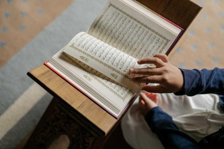 5 Tips Khatam Al-Quran di Bulan Ramadan, Coba, yuk!