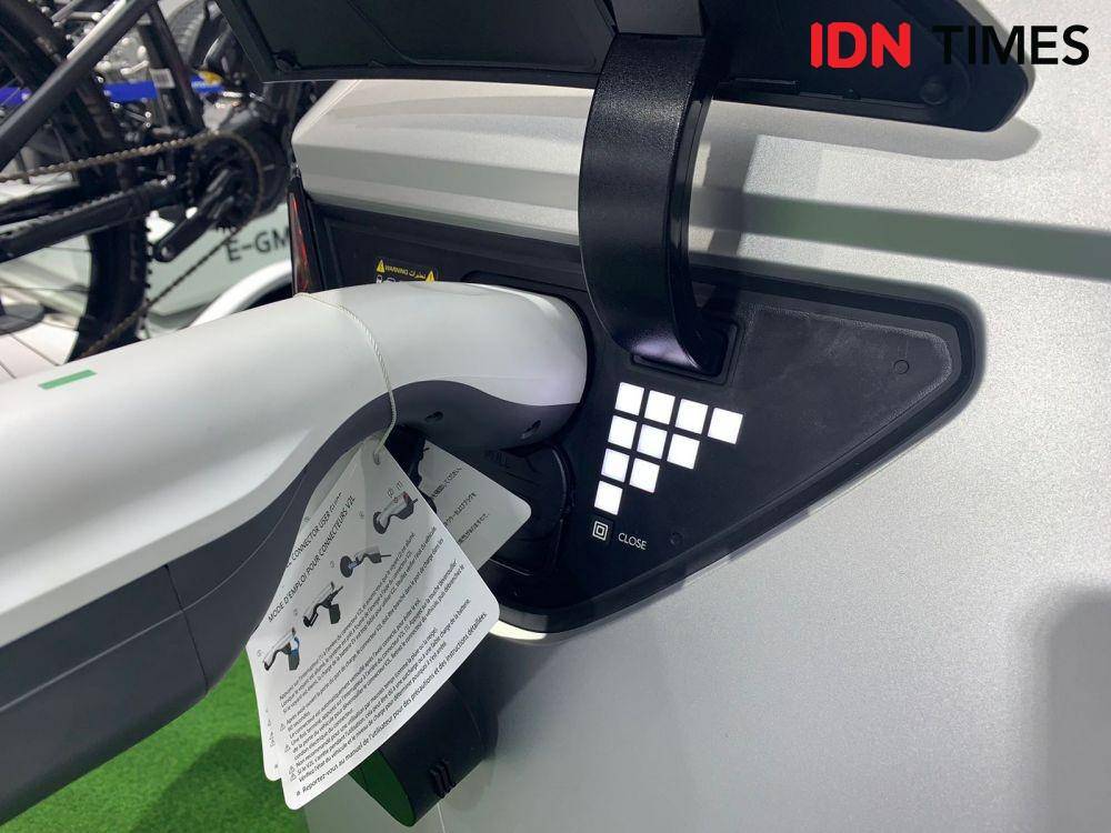 Pengecasan baterai Hyundai Ioniq 5 (IDN Times/Fadhliansyah)
