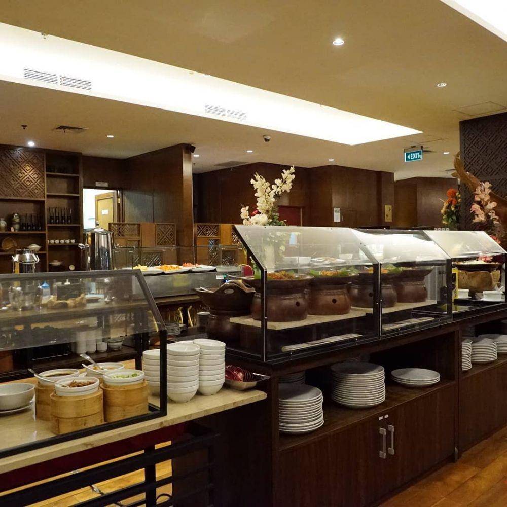 Restoran Hana Japanese menyediakan layanan all you can eat di Makassar. Instagram/abrahamsoros