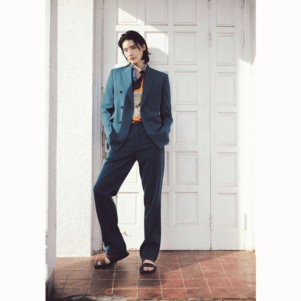 Lee Jong Suk (instagram.com/amanproject2018)
