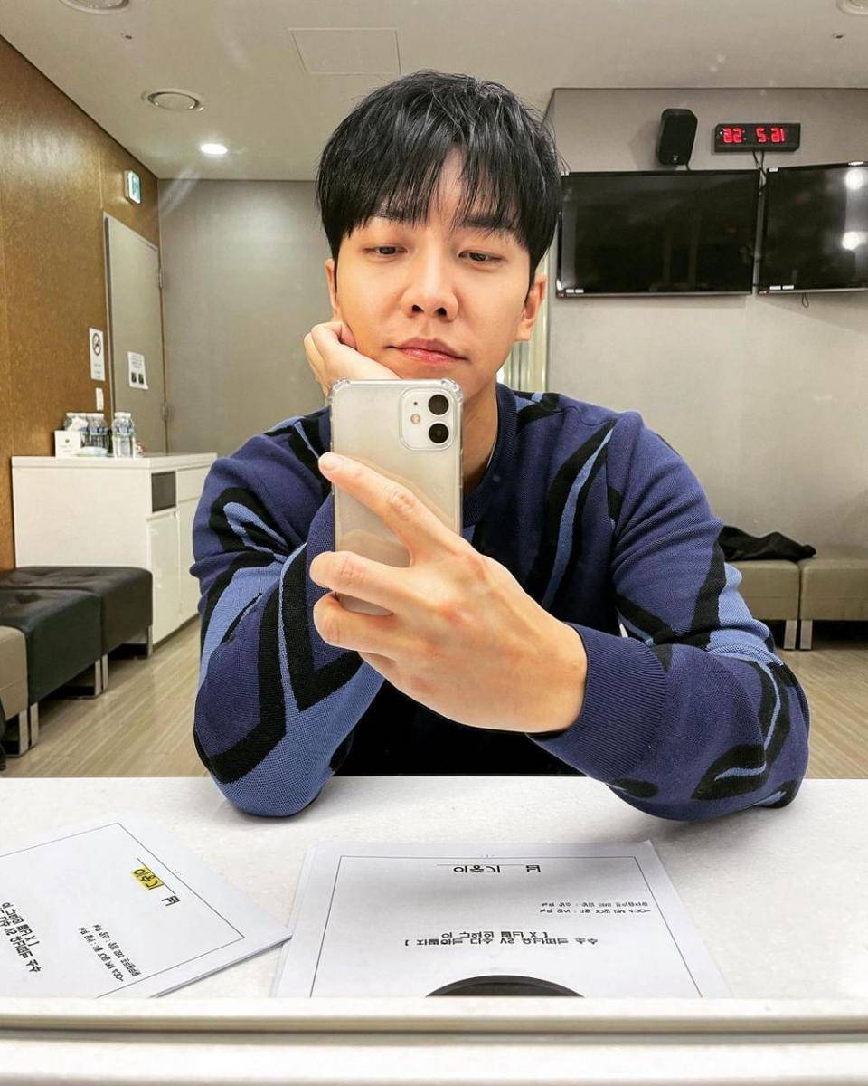 potret Lee Seung Gi (instagram.com/leeseunggi.official)