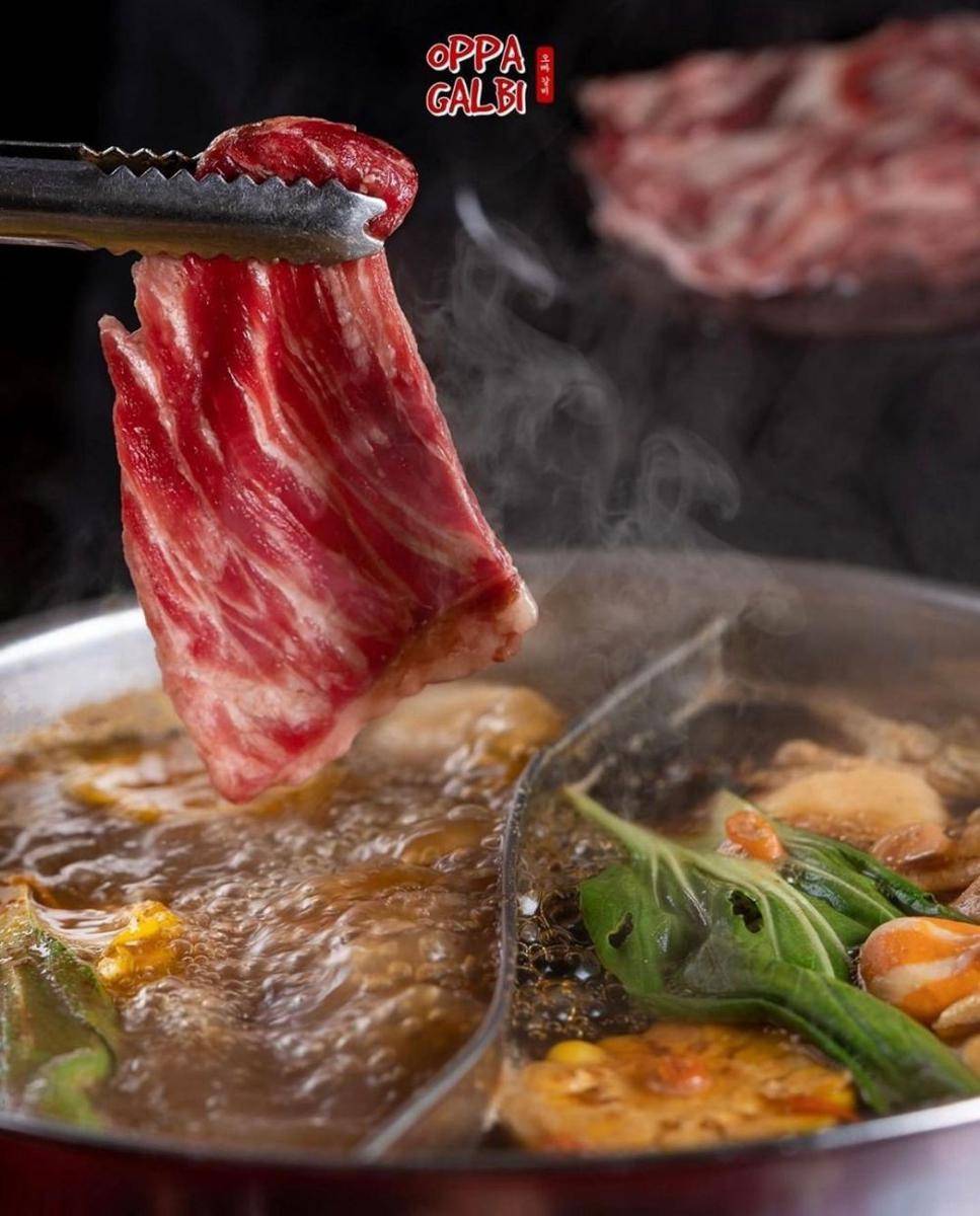 Menu makanan all you can eat di restoran Oppa Galbi Makassar. Instagram/oppagalbi