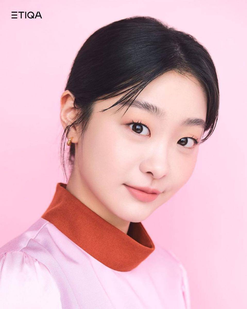 Kim Da Mi (instagram.com/d_a___m_i)