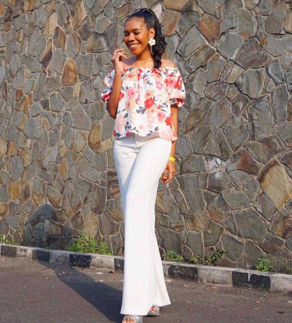 OOTD kulit sawo matang (instagram.com/christy_mariaa)