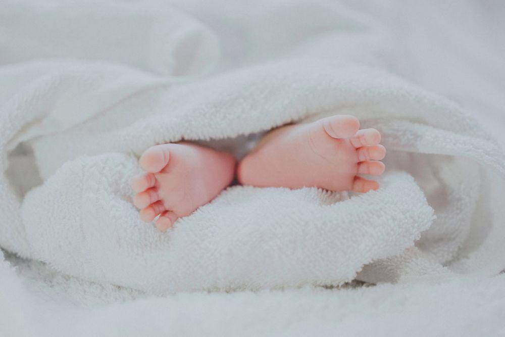 Ilustrasi bayi. (unsplash.com/Fé Ngô)