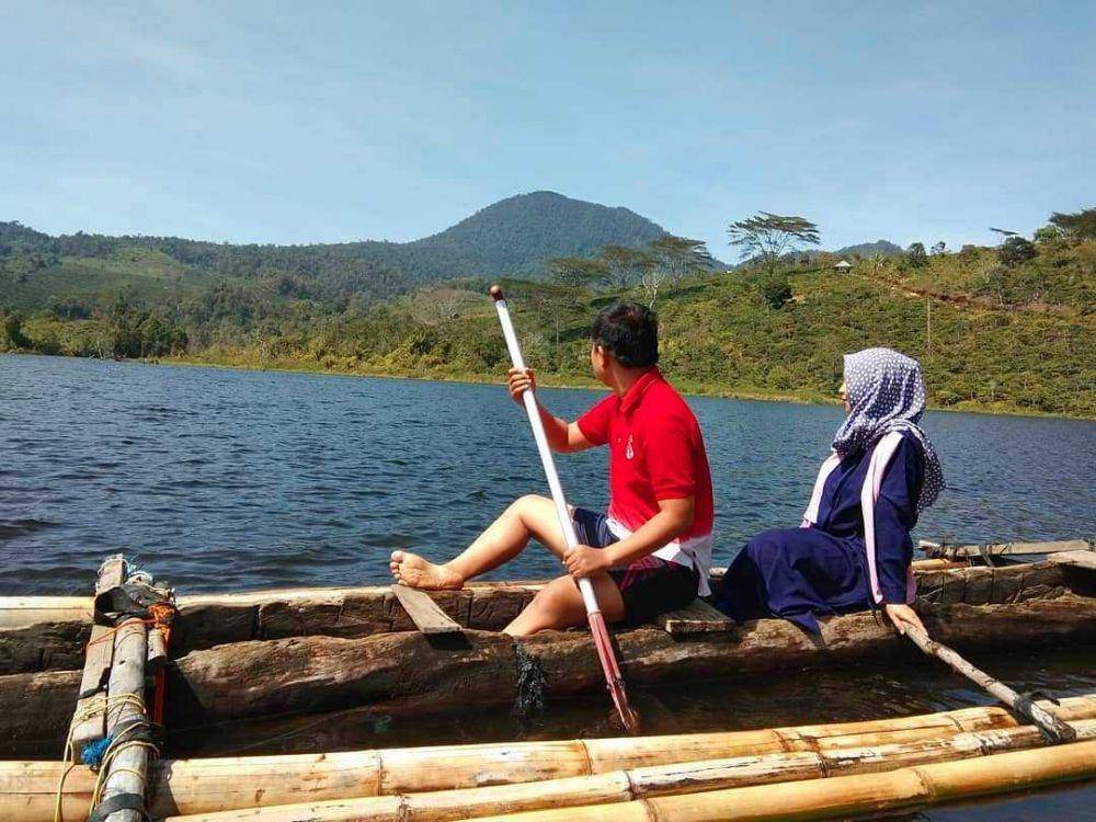ilustrasi danau deduhuk (instagram.com/muaraenimupdate)
